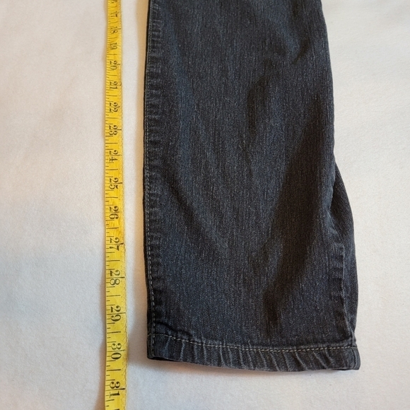 Forever 21 plus size 20 jeans with elastic waist - Picture 4 of 6